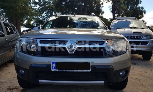 Acheter Occasion Voiture Renault Duster Gris à Antananarivo, Analamanga Acheter Occasion Voiture Renault Duster Gris à Antananarivo, Analamanga