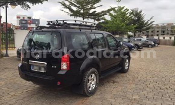 Acheter Occasion Voiture Nissan Pathfinder Noir à Antananarivo, Analamanga Acheter Occasion Voiture Nissan Pathfinder Noir à Antananarivo, Analamanga