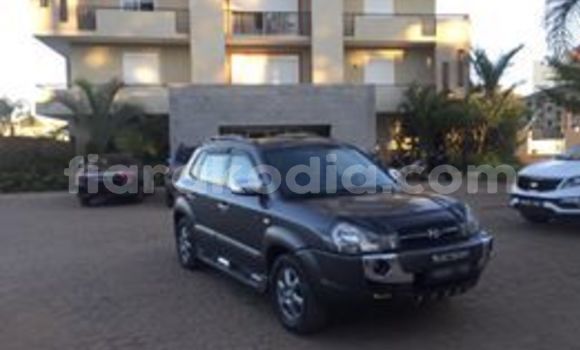 Acheter Occasion Voiture Hyundai Tucson Autre à Antananarivo, Analamanga Acheter Occasion Voiture Hyundai Tucson Autre à Antananarivo, Analamanga