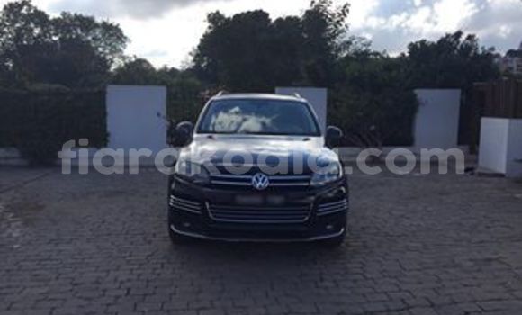 Acheter Occasion Voiture Volkswagen Touareg Noir à Antananarivo, Analamanga Acheter Occasion Voiture Volkswagen Touareg Noir à Antananarivo, Analamanga