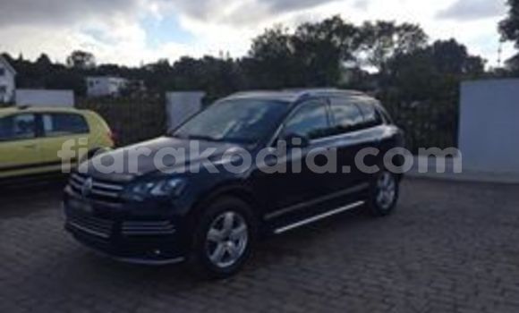 Acheter Occasion Voiture Volkswagen Touareg Noir à Antananarivo, Analamanga Acheter Occasion Voiture Volkswagen Touareg Noir à Antananarivo, Analamanga