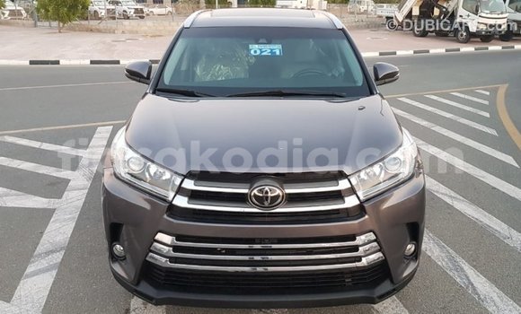 Buy Import Toyota Highlander Other Car in Import - Dubai in Diana Buy Import Toyota Highlander Other Car in Import - Dubai in Diana