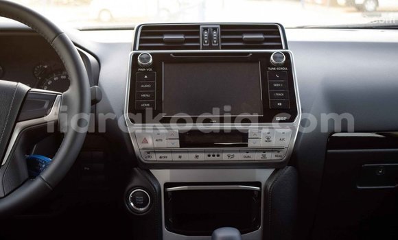 Acheter Import Voiture Toyota Prado Noir à Import - Dubai, Diana Acheter Import Voiture Toyota Prado Noir à Import - Dubai, Diana