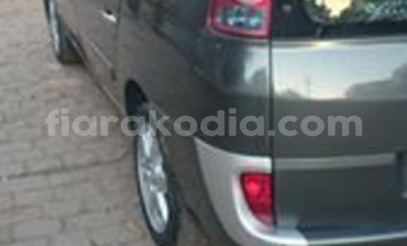 Acheter Occasion Voiture Renault Espace Vert à Antananarivo, Analamanga Acheter Occasion Voiture Renault Espace Vert à Antananarivo, Analamanga