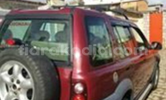 Acheter Occasion Voiture Land Rover Freelander Rouge à Antananarivo, Analamanga Acheter Occasion Voiture Land Rover Freelander Rouge à Antananarivo, Analamanga