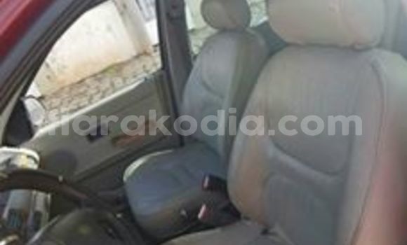 Acheter Occasion Voiture Land Rover Freelander Rouge à Antananarivo, Analamanga Acheter Occasion Voiture Land Rover Freelander Rouge à Antananarivo, Analamanga