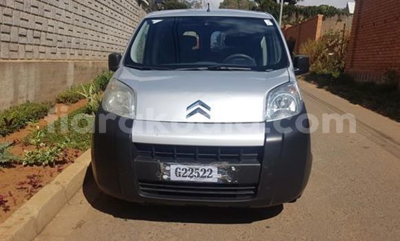 Acheter Occasion Voiture Citroen Nemo Gris à Antananarivo, Analamanga Acheter Occasion Voiture Citroen Nemo Gris à Antananarivo, Analamanga