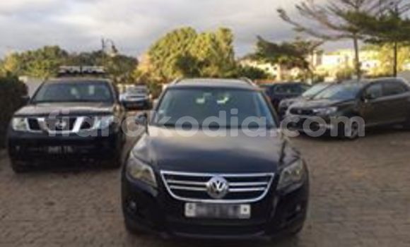 Acheter Occasion Voiture Volkswagen Tiguan Noir à Antananarivo, Analamanga Acheter Occasion Voiture Volkswagen Tiguan Noir à Antananarivo, Analamanga