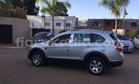 Acheter Occasion Voiture Chevrolet Captiva Gris à Antananarivo, Analamanga Acheter Occasion Voiture Chevrolet Captiva Gris à Antananarivo, Analamanga