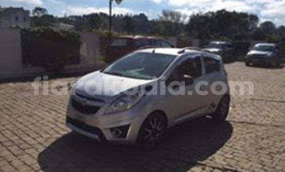 Acheter Occasion Voiture Chevrolet Spark Gris à Antananarivo, Analamanga Acheter Occasion Voiture Chevrolet Spark Gris à Antananarivo, Analamanga