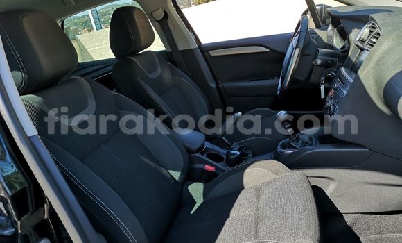 Acheter Occasion Voiture Citroen C4 Autre à Antananarivo, Analamanga Acheter Occasion Voiture Citroen C4 Autre à Antananarivo, Analamanga