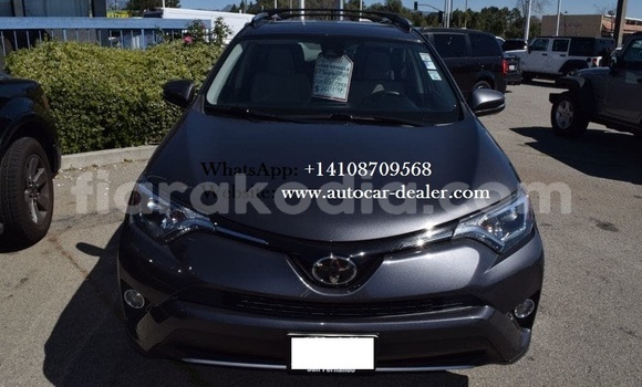 Acheter Occasion Voiture Toyota RAV4 Autre à Antananarivo, Analamanga Acheter Occasion Voiture Toyota RAV4 Autre à Antananarivo, Analamanga