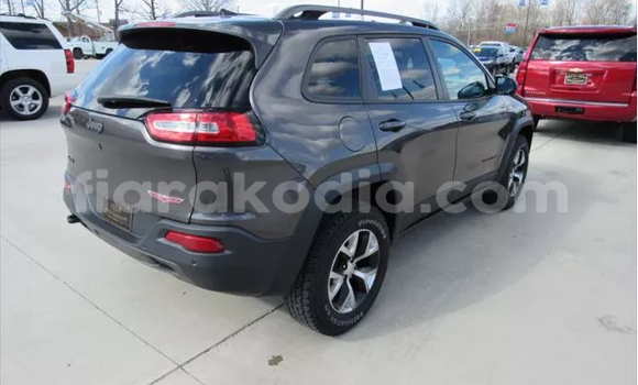 Acheter Occasion Voiture Jeep Cherokee Autre à Antananarivo, Analamanga Acheter Occasion Voiture Jeep Cherokee Autre à Antananarivo, Analamanga