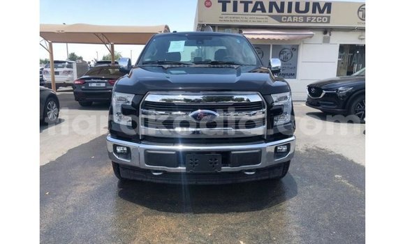 Acheter Import Voiture Ford Club Wagon Noir à Import - Dubai, Diana Acheter Import Voiture Ford Club Wagon Noir à Import - Dubai, Diana