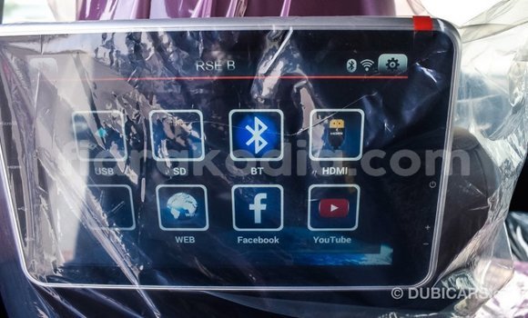 Hividy Toyota Land Cruiser fotsy Car in Import - Dubai in Diana Hividy Toyota Land Cruiser fotsy Car in Import - Dubai in Diana