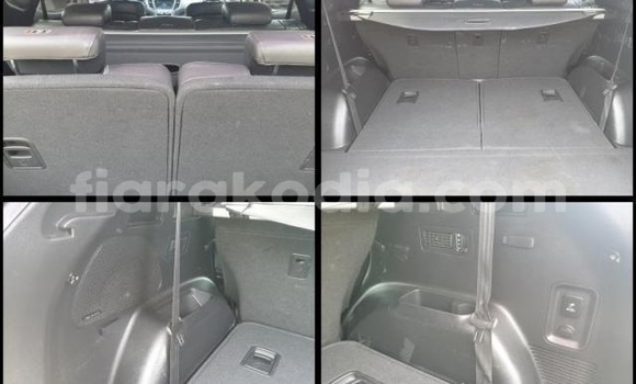 Buy Used Hyundai Santa Fe White Car in Ambanja in Diana Buy Used Hyundai Santa Fe White Car in Ambanja in Diana