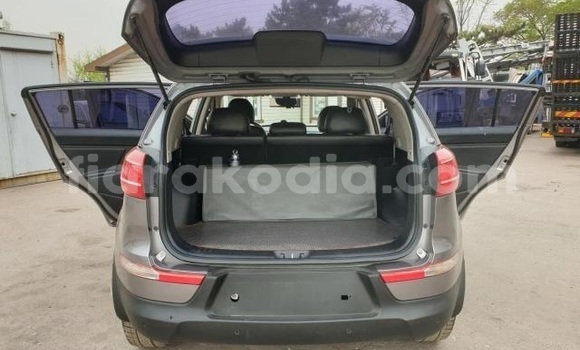 Buy Used Kia Sportage Silver Car in Ambanja in Diana Buy Used Kia Sportage Silver Car in Ambanja in Diana