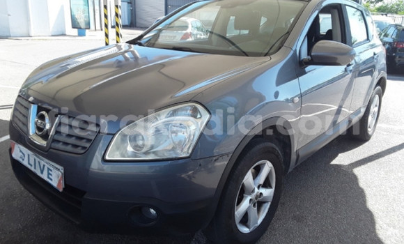 Buy Used Nissan Qashqai Silver Car in Ambanja in Diana Buy Used Nissan Qashqai Silver Car in Ambanja in Diana