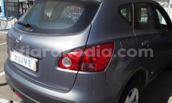 Buy Used Nissan Qashqai Silver Car in Ambanja in Diana Buy Used Nissan Qashqai Silver Car in Ambanja in Diana