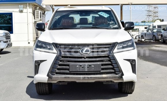 Acheter Import Voiture Lexus LX Blanc à Import - Dubai, Diana Acheter Import Voiture Lexus LX Blanc à Import - Dubai, Diana