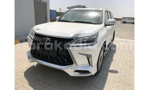 Acheter Import Voiture Lexus LX Blanc à Import - Dubai, Diana Acheter Import Voiture Lexus LX Blanc à Import - Dubai, Diana