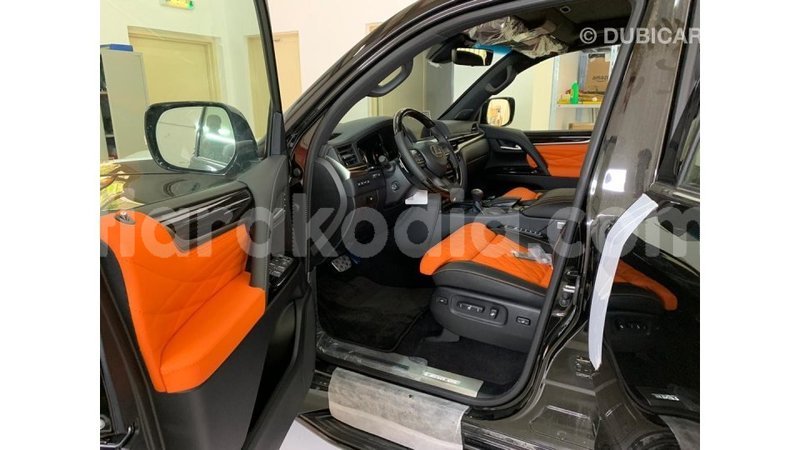 Big with watermark 0fca3519 51b2 41e4 8023 1052e65d22d7