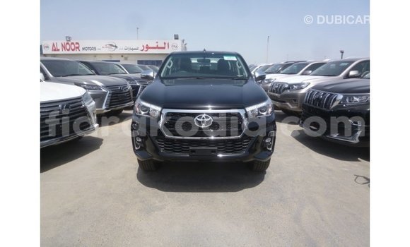 Acheter Import Voiture Toyota Hilux Noir à Import - Dubai, Diana Acheter Import Voiture Toyota Hilux Noir à Import - Dubai, Diana