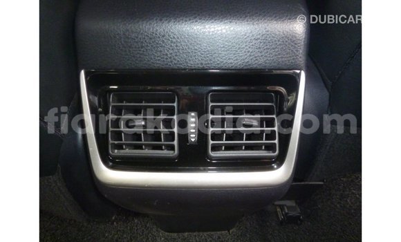 Acheter Import Voiture Toyota Harrier Noir à Import - Dubai, Diana Acheter Import Voiture Toyota Harrier Noir à Import - Dubai, Diana