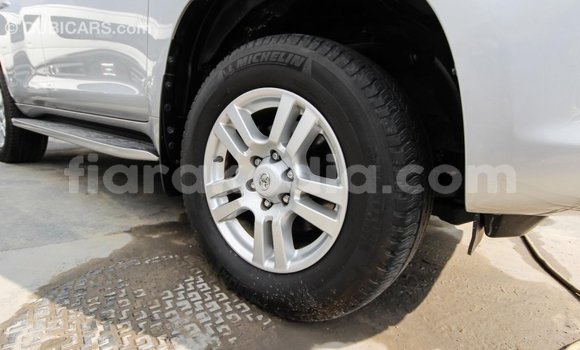Acheter Import Voiture Toyota Prado Autre à Import - Dubai, Diana Acheter Import Voiture Toyota Prado Autre à Import - Dubai, Diana