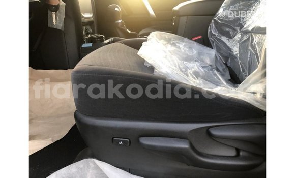 Acheter Import Voiture Toyota Prado Noir à Import - Dubai, Diana Acheter Import Voiture Toyota Prado Noir à Import - Dubai, Diana