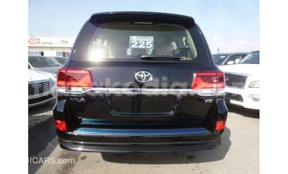 Acheter Import Voiture Toyota Land Cruiser Noir à Import - Dubai, Diana Acheter Import Voiture Toyota Land Cruiser Noir à Import - Dubai, Diana