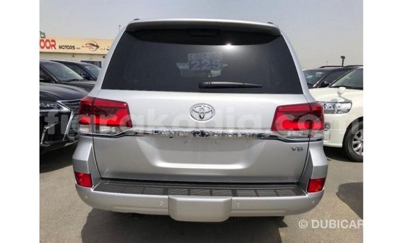 Acheter Import Voiture Toyota Land Cruiser Autre à Import - Dubai, Diana Acheter Import Voiture Toyota Land Cruiser Autre à Import - Dubai, Diana