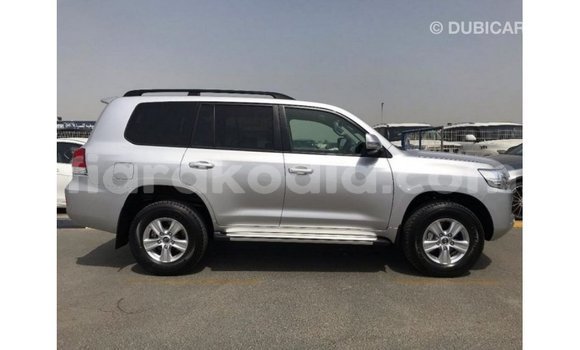 Acheter Import Voiture Toyota Land Cruiser Autre à Import - Dubai, Diana Acheter Import Voiture Toyota Land Cruiser Autre à Import - Dubai, Diana