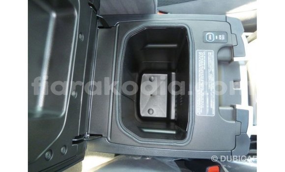 Acheter Import Voiture Toyota Land Cruiser Noir à Import - Dubai, Diana Acheter Import Voiture Toyota Land Cruiser Noir à Import - Dubai, Diana