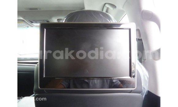 Acheter Import Voiture Lexus LX Blanc à Import - Dubai, Diana Acheter Import Voiture Lexus LX Blanc à Import - Dubai, Diana