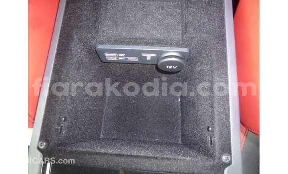 Acheter Import Voiture Jaguar F-Pace Noir à Import - Dubai, Diana Acheter Import Voiture Jaguar F-Pace Noir à Import - Dubai, Diana