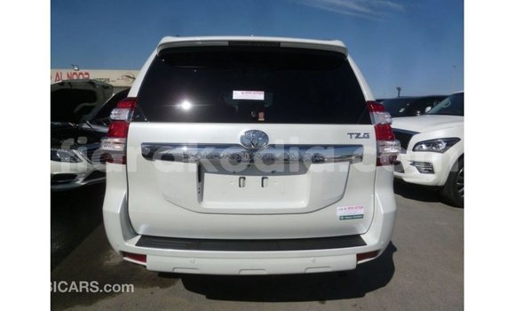Hividy Toyota Prado fotsy Car in Import - Dubai in Diana Hividy Toyota Prado fotsy Car in Import - Dubai in Diana