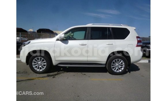 Hividy Toyota Prado fotsy Car in Import - Dubai in Diana Hividy Toyota Prado fotsy Car in Import - Dubai in Diana