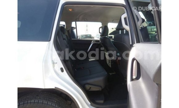 Hividy Toyota Prado fotsy Car in Import - Dubai in Diana Hividy Toyota Prado fotsy Car in Import - Dubai in Diana