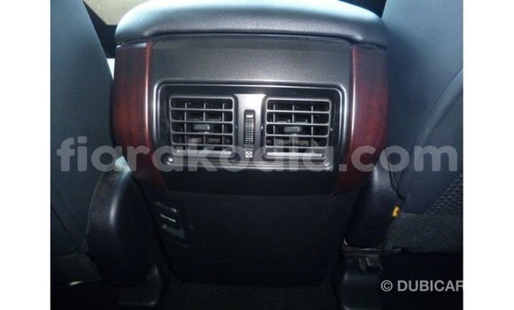 Hividy Toyota Prado fotsy Car in Import - Dubai in Diana Hividy Toyota Prado fotsy Car in Import - Dubai in Diana