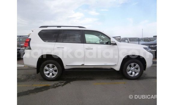Hividy Toyota Prado fotsy Car in Import - Dubai in Diana Hividy Toyota Prado fotsy Car in Import - Dubai in Diana