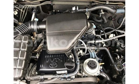 Acheter Import Voiture Toyota Prado Noir à Import - Dubai, Diana Acheter Import Voiture Toyota Prado Noir à Import - Dubai, Diana