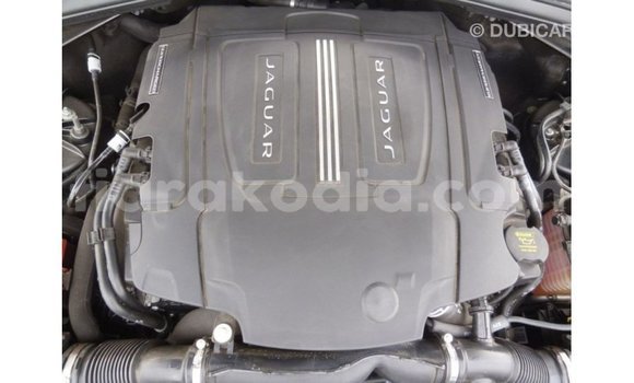 Acheter Import Voiture Jaguar F-Type Noir à Import - Dubai, Diana Acheter Import Voiture Jaguar F-Type Noir à Import - Dubai, Diana