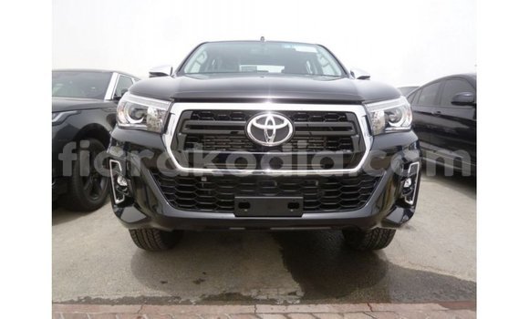 Acheter Import Voiture Toyota Hilux Noir à Import - Dubai, Diana Acheter Import Voiture Toyota Hilux Noir à Import - Dubai, Diana