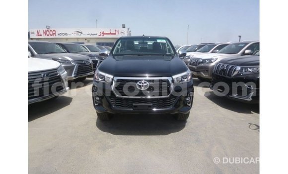 Acheter Import Voiture Toyota Hilux Noir à Import - Dubai, Diana Acheter Import Voiture Toyota Hilux Noir à Import - Dubai, Diana