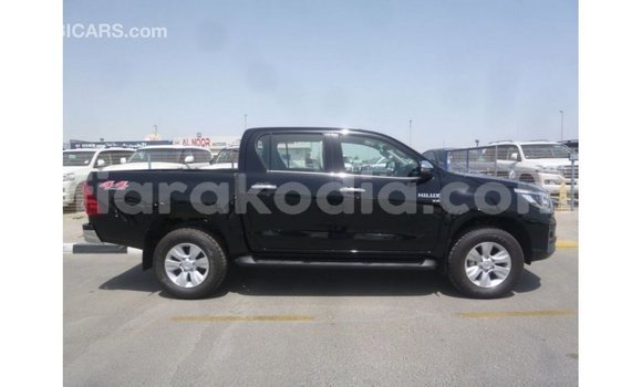 Acheter Import Voiture Toyota Hilux Noir à Import - Dubai, Diana Acheter Import Voiture Toyota Hilux Noir à Import - Dubai, Diana