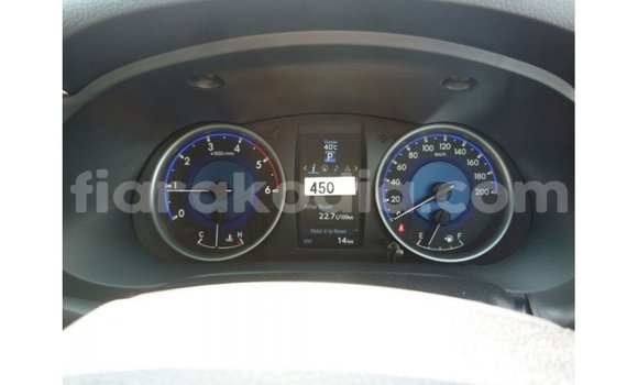 Acheter Import Voiture Toyota Hilux Noir à Import - Dubai, Diana Acheter Import Voiture Toyota Hilux Noir à Import - Dubai, Diana