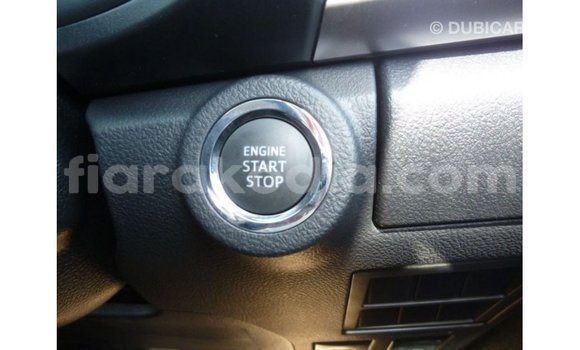 Acheter Import Voiture Toyota Hilux Noir à Import - Dubai, Diana Acheter Import Voiture Toyota Hilux Noir à Import - Dubai, Diana