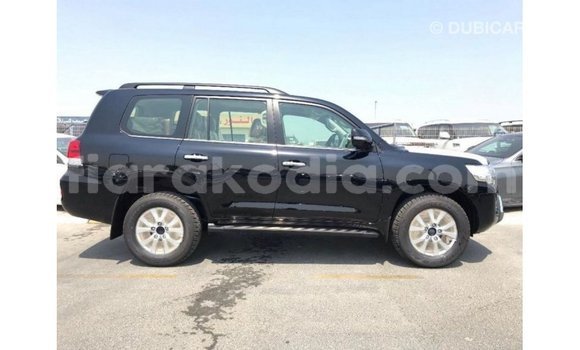 Acheter Import Voiture Toyota Land Cruiser Noir à Import - Dubai, Diana Acheter Import Voiture Toyota Land Cruiser Noir à Import - Dubai, Diana