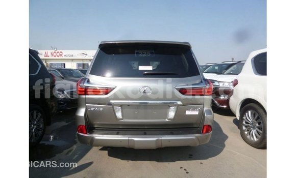 Acheter Import Voiture Lexus LX Autre à Import - Dubai, Diana Acheter Import Voiture Lexus LX Autre à Import - Dubai, Diana